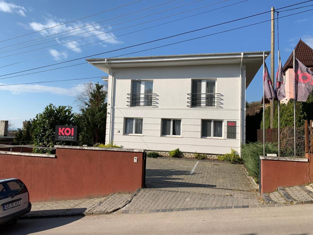Balatonalmádi Koi Apartman מראה חיצוני תמונה